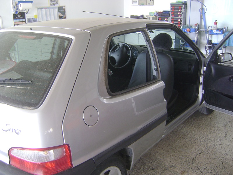 citroen saxo αντικατάσταση πλαϊνών τζαμιών δεξια συνοδηγού