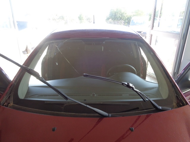 fiat punto parbriz σπασμένο