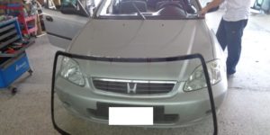 honda civic αλλαγή σπασμένου παρμπρίζ μπροστά